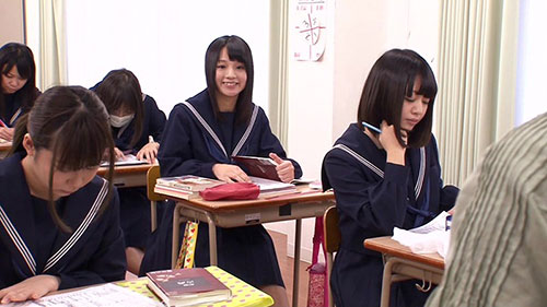 [SDDE-354]墙壁！桌子！椅子！到处都是令人激动的东西 