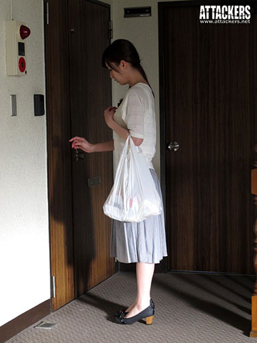 [RBD-505]冬月枫（冬月かえで） 被旁边的男人欺负5 